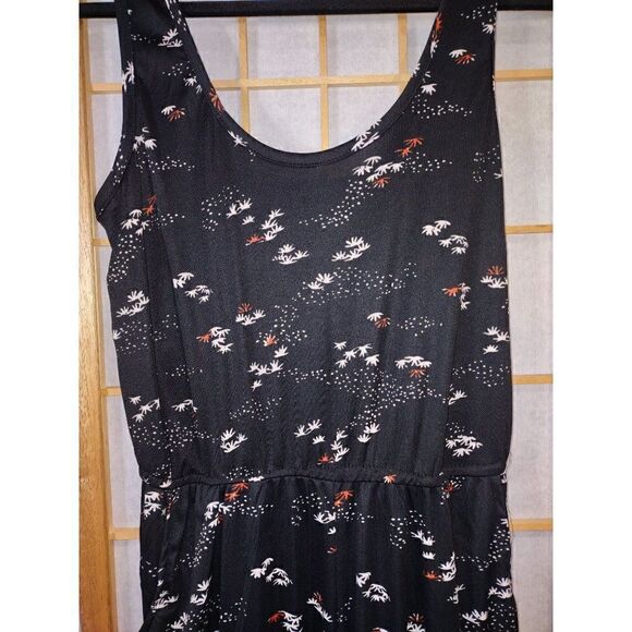 Uniti Med Sleeveless Jumpsuit  - Picture 5 of 13